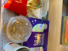 -麦当劳(龙洞店)