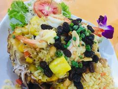菠萝炒饭-班赞海鲜市场