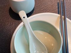 -蝴蝶里·粤菜·点心(滨江龙湖店)