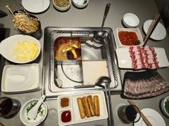 -海底捞火锅(宝龙广场夜宵主题店)