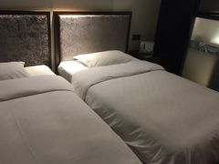 -天豪花香村酒店(贵阳花果园文创园店)