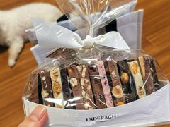 -Laderach 莱德拉(上海环贸iapm店)