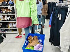 -BIGOFFS超级折扣(中街星汇广场店)
