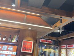 -巴卤社老火锅(财富店)