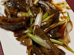 葱烧海参-雅仕聚酒馆