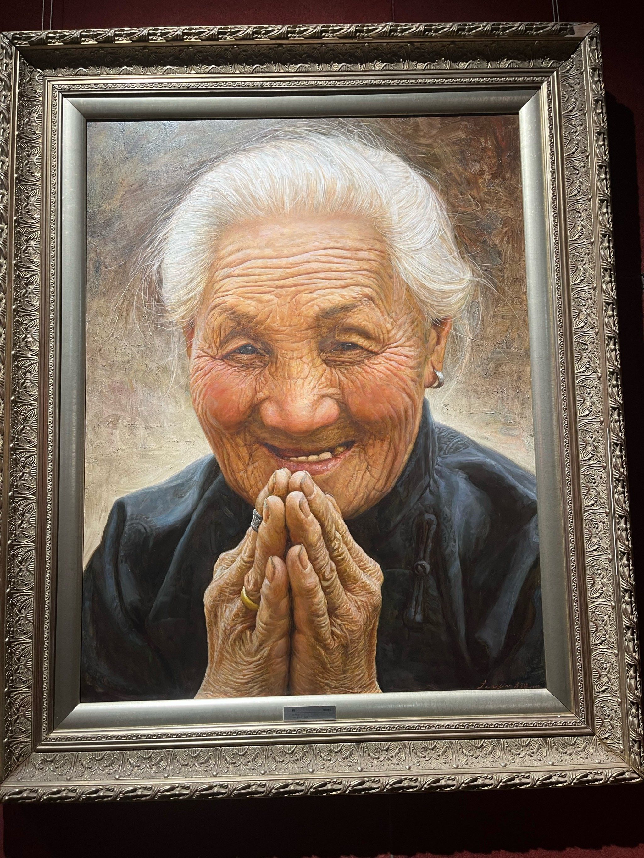 比第一次来的时候人多多了