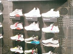 -NIKE品牌体验店(南京东路店)