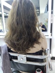 -HG美发设计沙龙