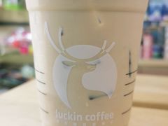 生椰拿铁-瑞幸咖啡(八卦岭工业店)