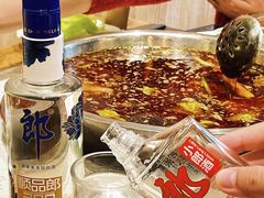 -肖肖酸萝卜鱼火锅(总店)