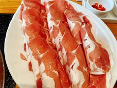 相间肥牛王-额尔敦传统涮.冰煮羊火锅(乌兰察布体育场店)