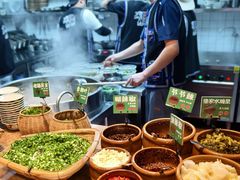 -云阿蛮云南生烫牛肉米线(奉贤路店)