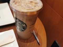 -星巴克(西安曲江银泰店)