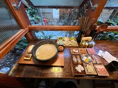 -银米·云南传统过桥米线(双廊黑金冠店)