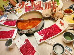 -左庭右院鲜牛肉火锅(浦江欢乐颂店)