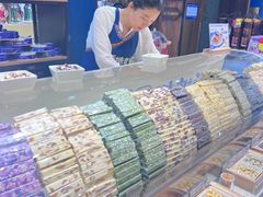 -捶糖帮桂林特产伴手礼(西街店)