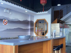 -歪串串(松江新城店)