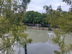 -汇龙潭