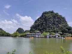 -星湖旅游景区七星岩