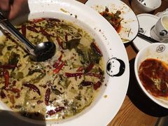 -江渔儿酸菜鱼(万科东荟城店)