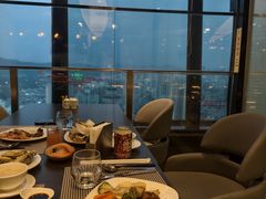 -亚洲国际大酒店·云顶阁旋转自助餐厅