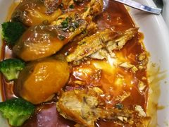 -鞍山大白鲨美食酒店