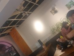 大堂-丽虹云南过桥米线(兴工街店)