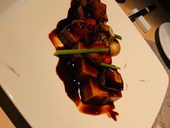 -穹六人间 people 6(岳阳路店)