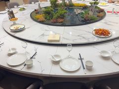 -郑庄脂渣海鲜楼(九水路店)