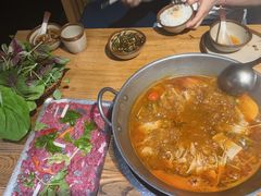 -野山舂·贵州现舂酸汤牛肉(东山店)