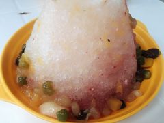 蜜豆鲜果刨冰-二斗栗子(西湖道店)