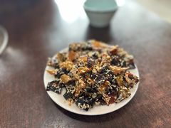 炸辣椒-金卯白肉罩火烧