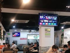 大堂-龙鑫记清远脆皮鸡胡椒猪肚鸡