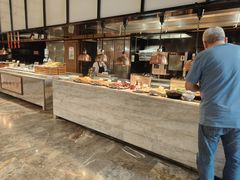 -飨食汇全日制餐厅·昆山皇冠假日酒店(九方店)