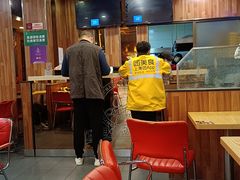 大堂-尊宝比萨(较场口店)
