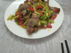 -明华饭庄(清泉街店)