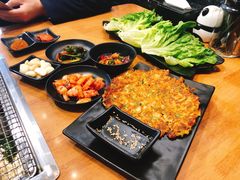 -肉甲韩国木炭烤肉(新壹街1店)