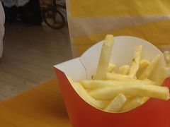 -麦当劳(哈西万达店)