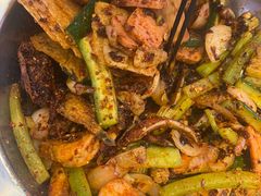 -嘎嘎鸭下巴·爆辣干锅(明教寺店)