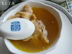 土鸡煲~~~~和台湾麻油鸡差不多-走马楼饭庄(慈城古县城店)