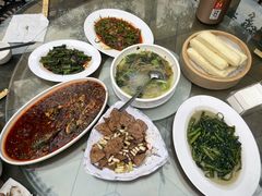 -月圆霖特色农家乐