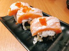 三文鱼腩加州卷-万岁寿司(天河领展店)