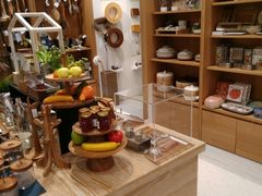 -诚品(信义店)
