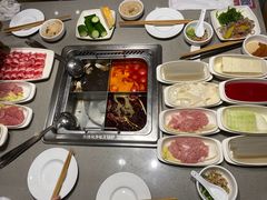 -海底捞火锅(曹安公路店)