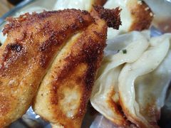 -黄阿姨锅贴大王(万航渡路店)