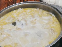 -侠成水上农庄(工业大道店)