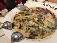 -江渔儿酸菜鱼(奥园广场金发购物中心店)