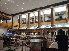 -舜耕山庄四时万和自助餐厅