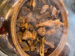 -盐禾堂海南屯昌香草鸭(海润路总店)