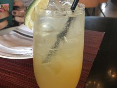 -WOLFGANG PUCK KITCHEN & BAR(迪士尼小镇店)